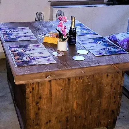 Odpočinek A Relax - 16, 40729 Velká Bukovina